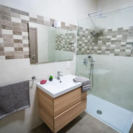 Red Rose Apartment Marsalforn