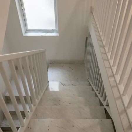 Lägenhet Red Rose *