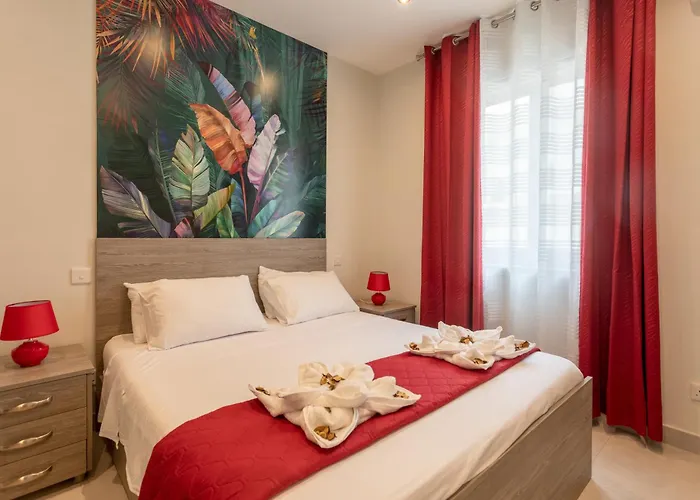 Red Rose アパート